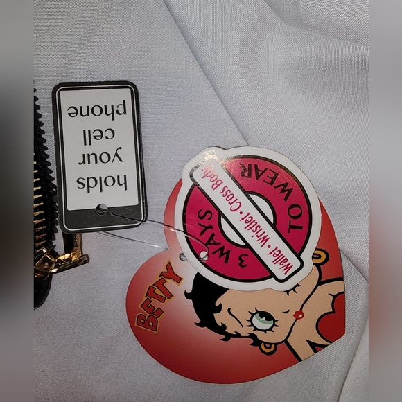 Betty Boop Black & White polka dot crossbody wallet/wristlet. - Picture 6 of 10